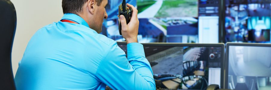 security-guard-watching-monitors © Katseyephoto | Dreamstime.com